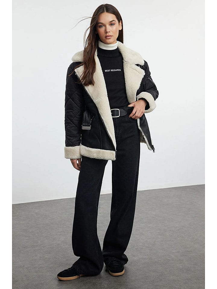 Kunstlederjacke in Schwarz