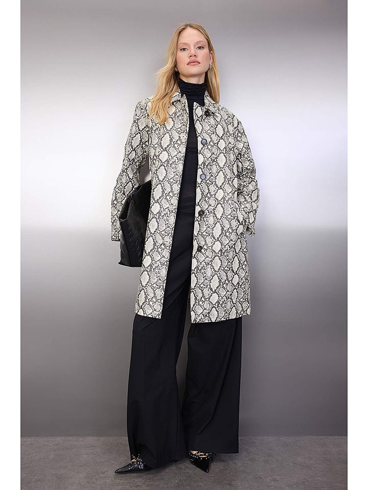 Übergangsmantel in Creme/ Schwarz