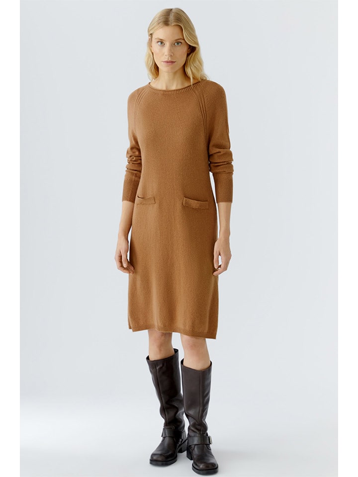 Strickkleid in Camel