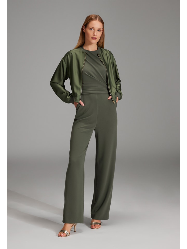 Kurtka w kolorze khaki