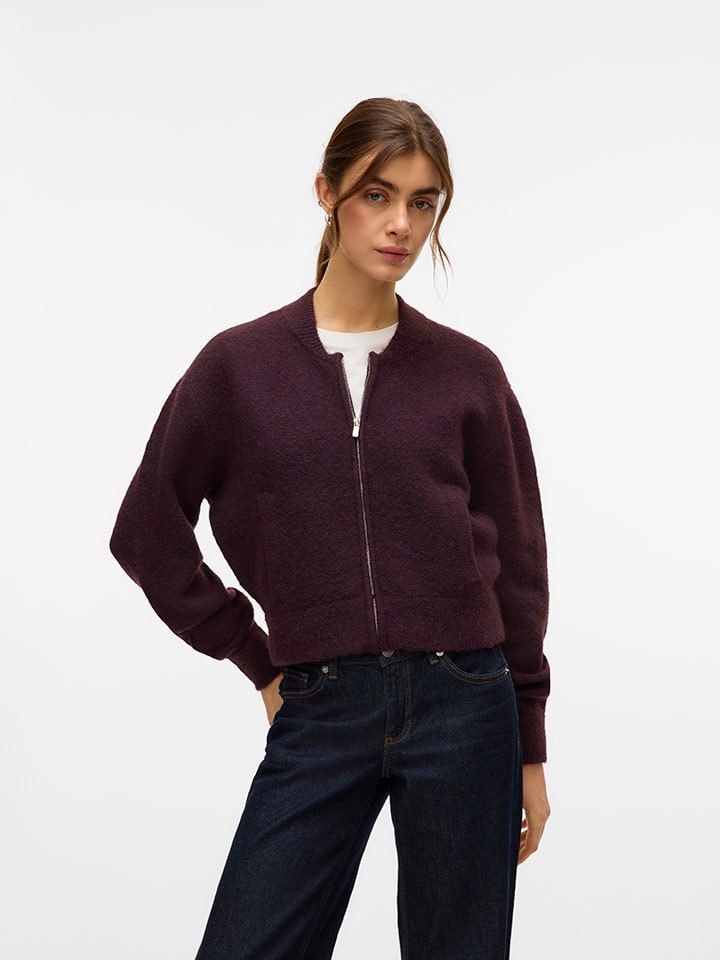 Cardigan in Bordeaux