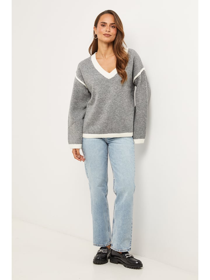 Pullover in Grau