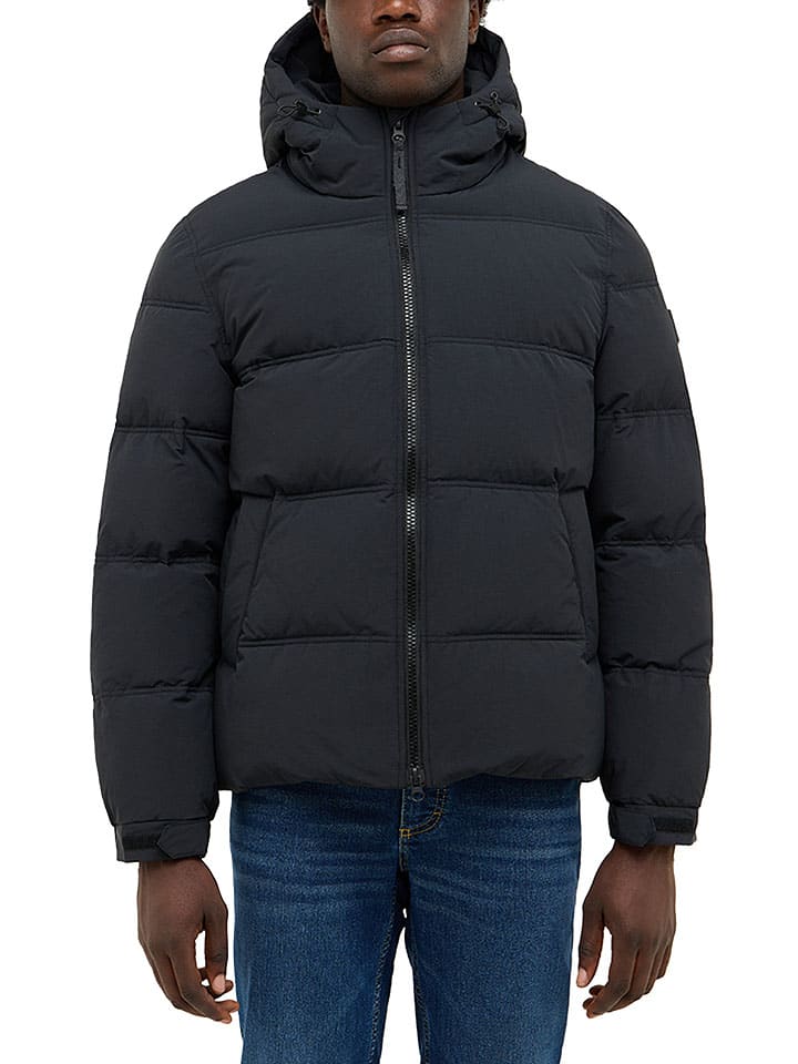 Steppjacke in Schwarz