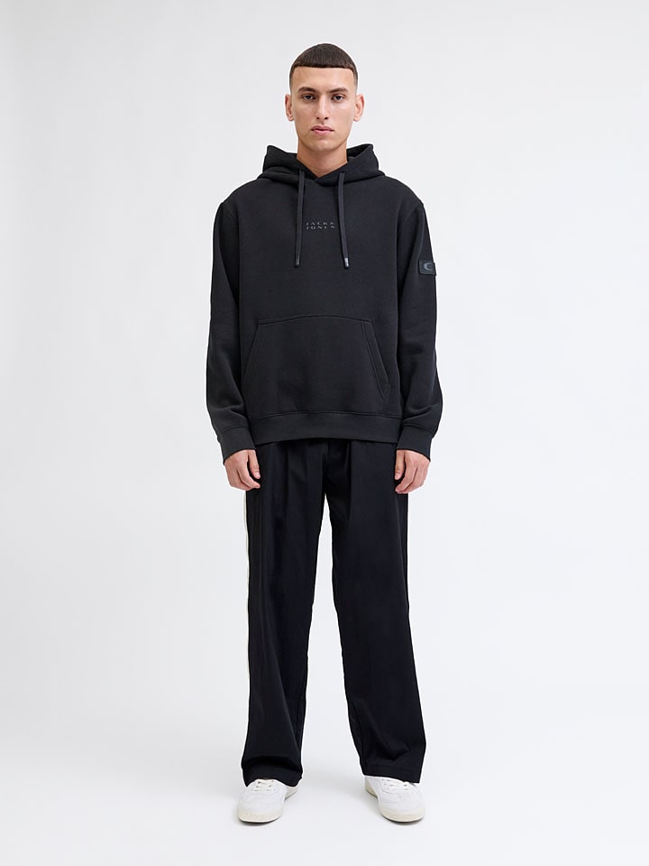 Hoodie in Schwarz