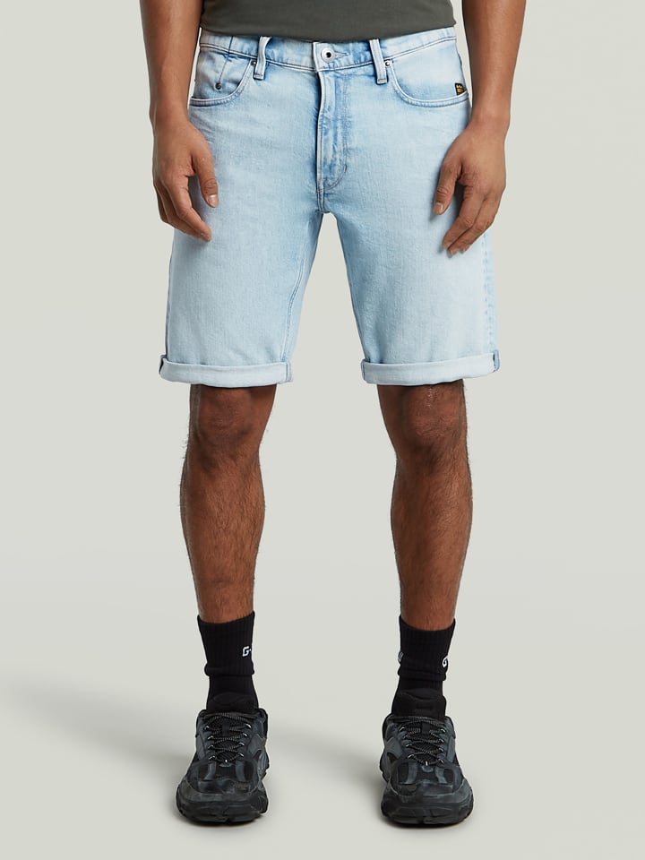 Jeans-Shorts in Hellblau