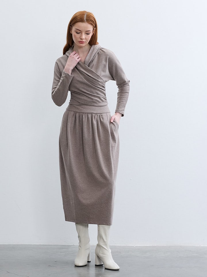 Hoodie in Taupe