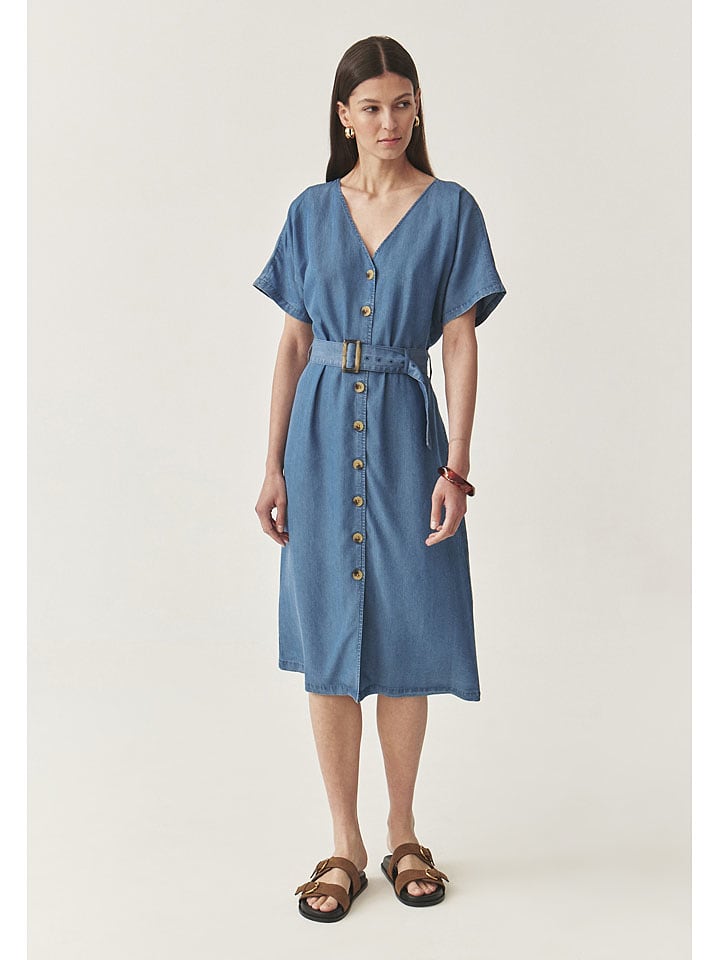 Jeanskleid in Blau