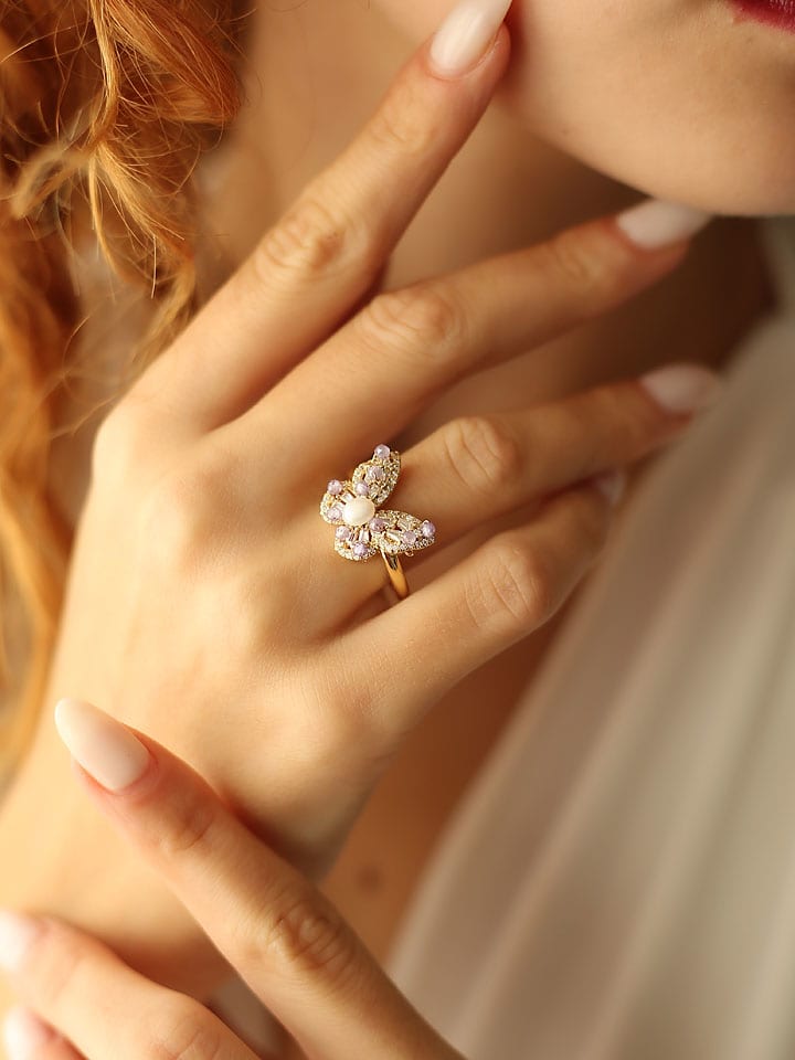 Vergold. Ring mit Perle und Edelsteinen