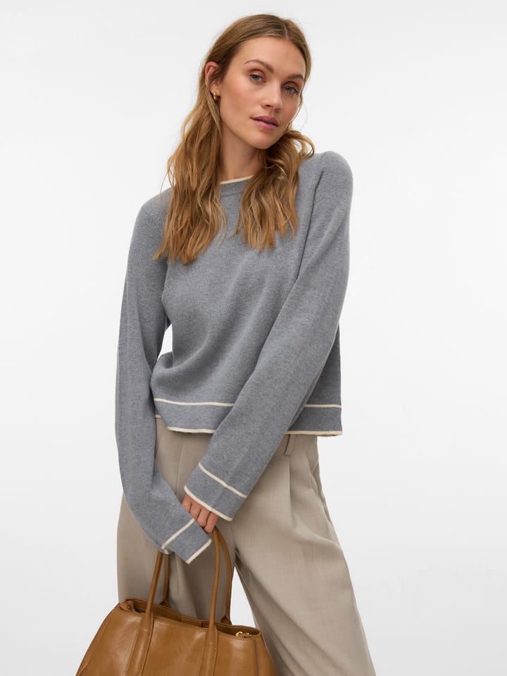 Sweter w kolorze szarym