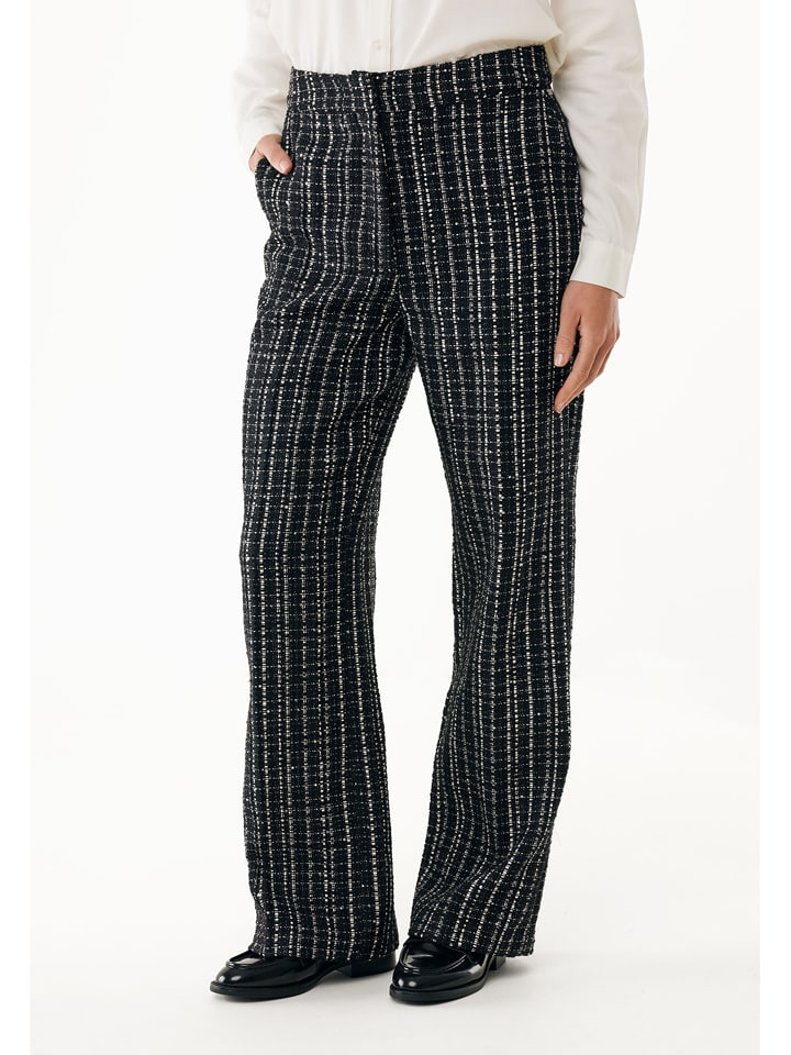 Hose in Schwarz