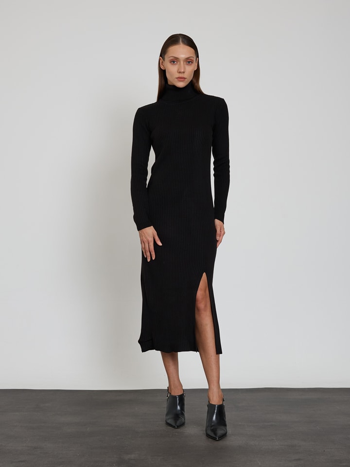 Kleid in Schwarz