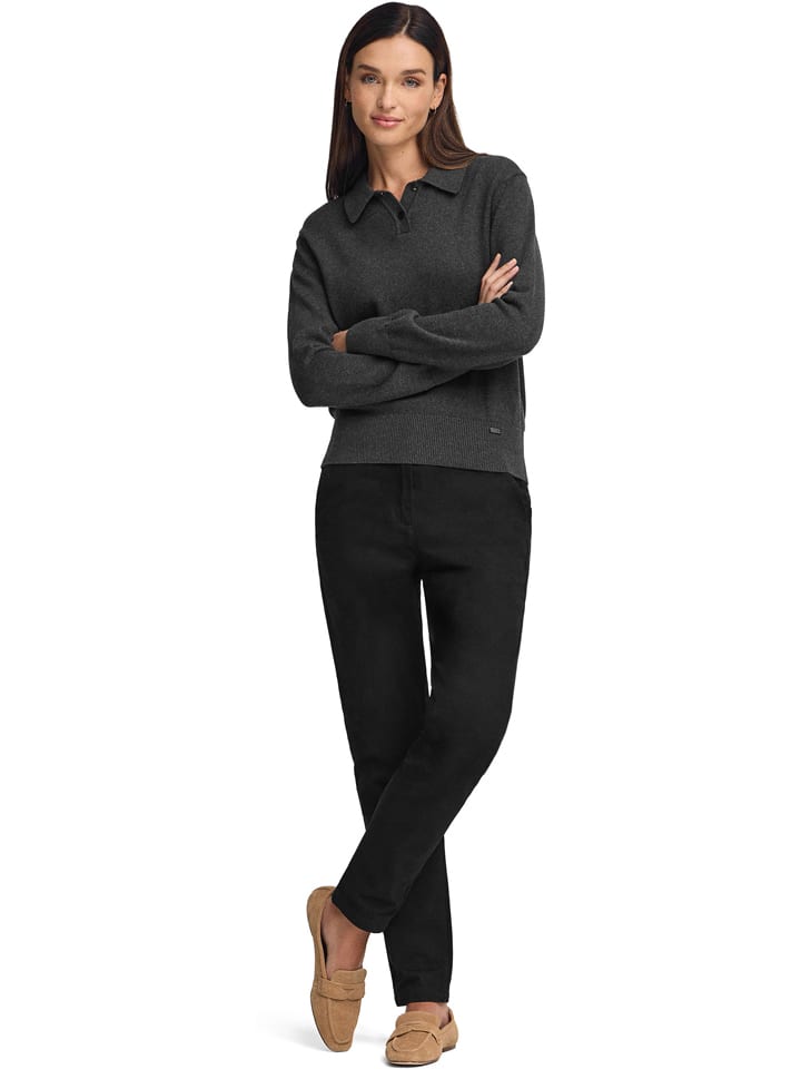 Sweter w kolorze antracytowym