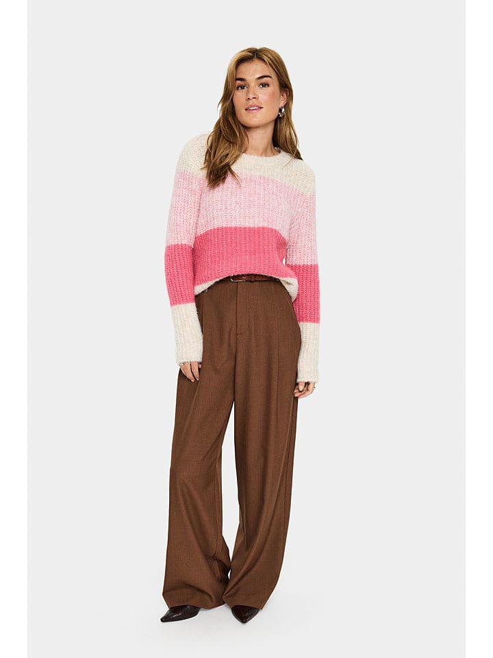 Sweter w kolorze różowym