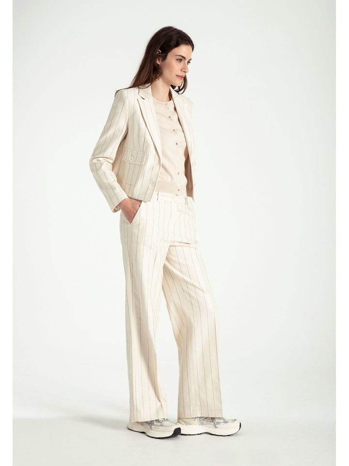Blazer in Creme