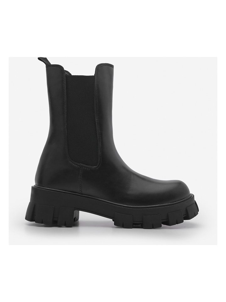 Chelsea-Boots in Schwarz