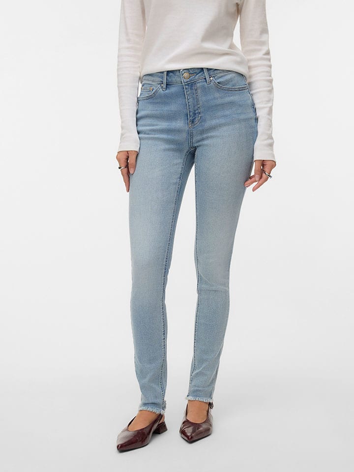 Dżinsy - Skinny fit - w kolorze błękitnym