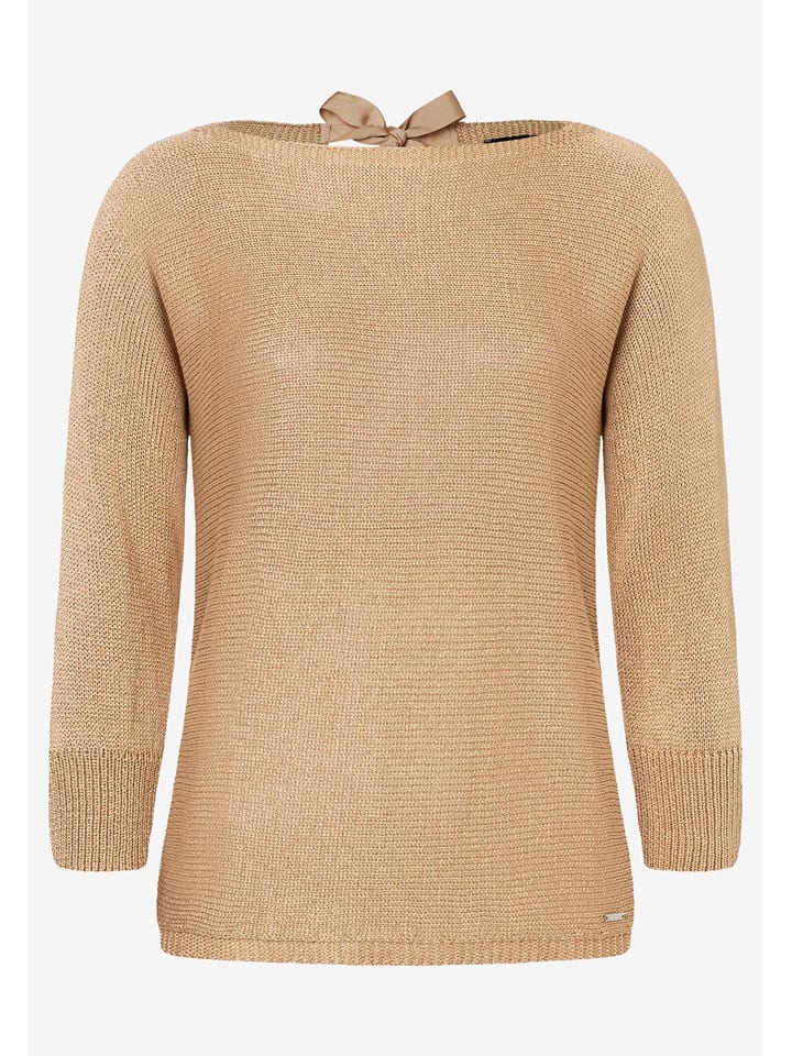 Sweter w kolorze beżowym