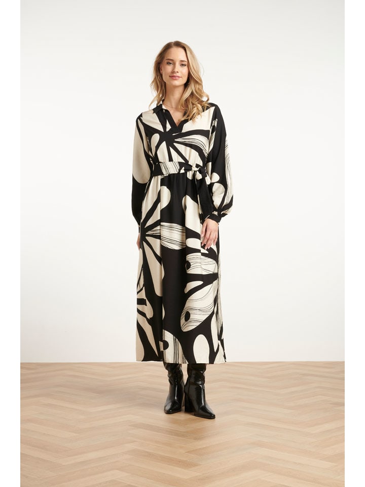 Kleid in Schwarz