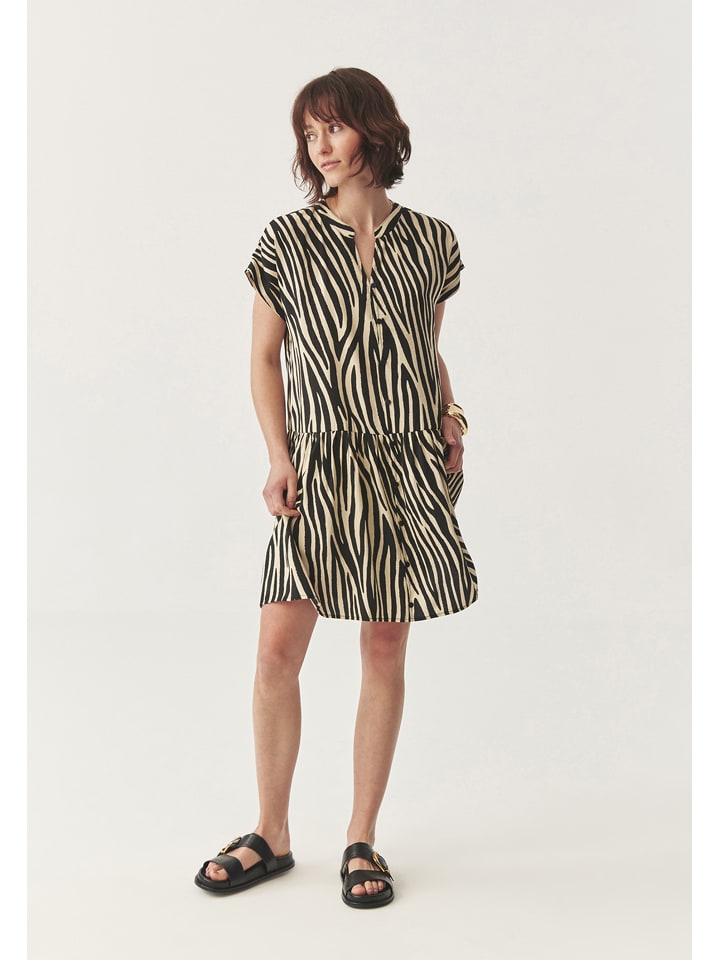 Kleid in Schwarz/ Creme