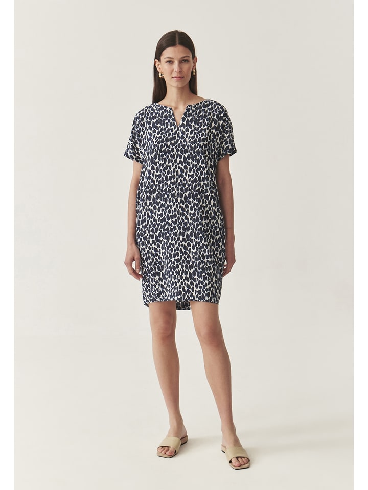Kleid in Weiß/ Dunkelblau