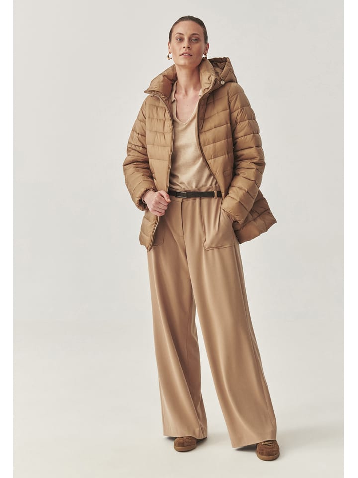 Doorgestikte jas beige