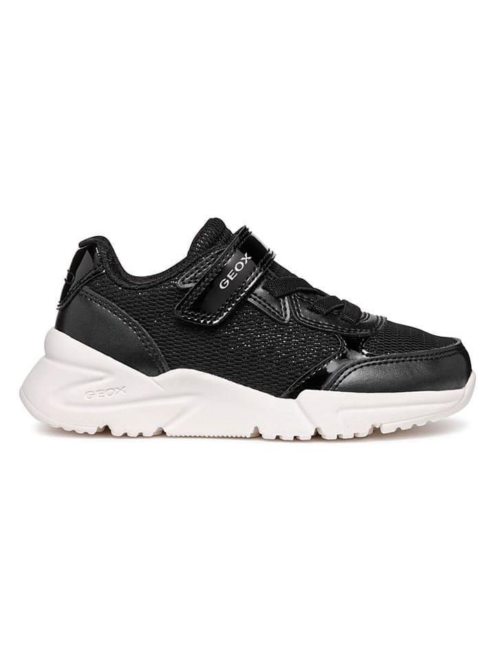 Sneakers "Loftus" in Schwarz