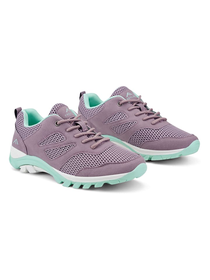 Sneakers in Lila