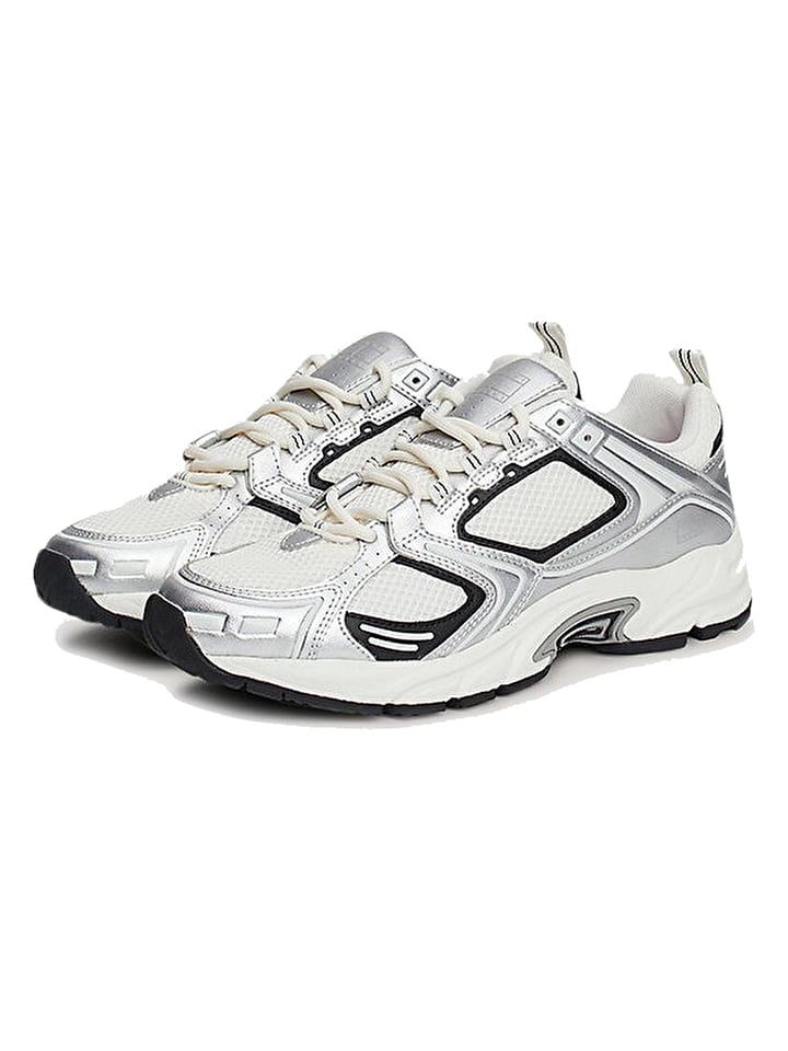 Sneakers in Weiß/ Silber