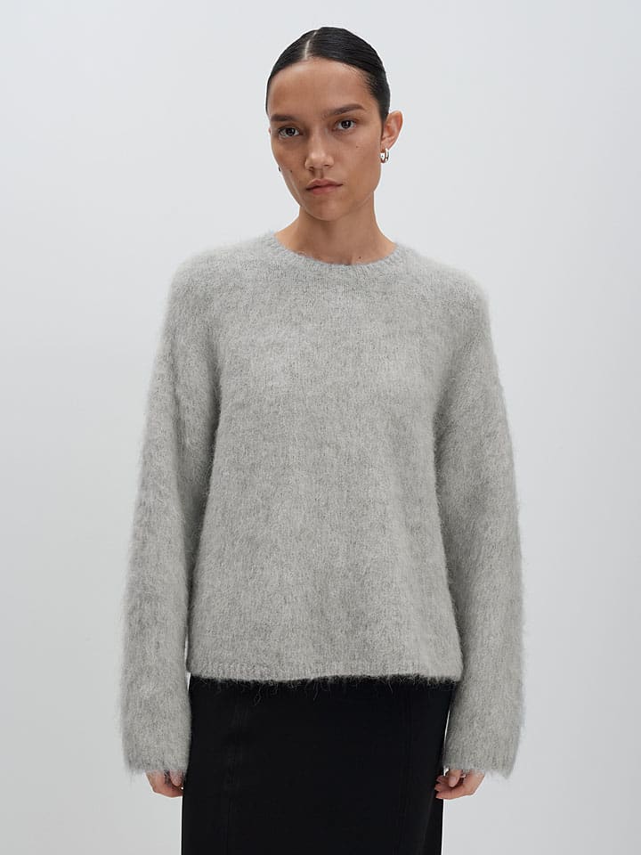 Pullover in Grau
