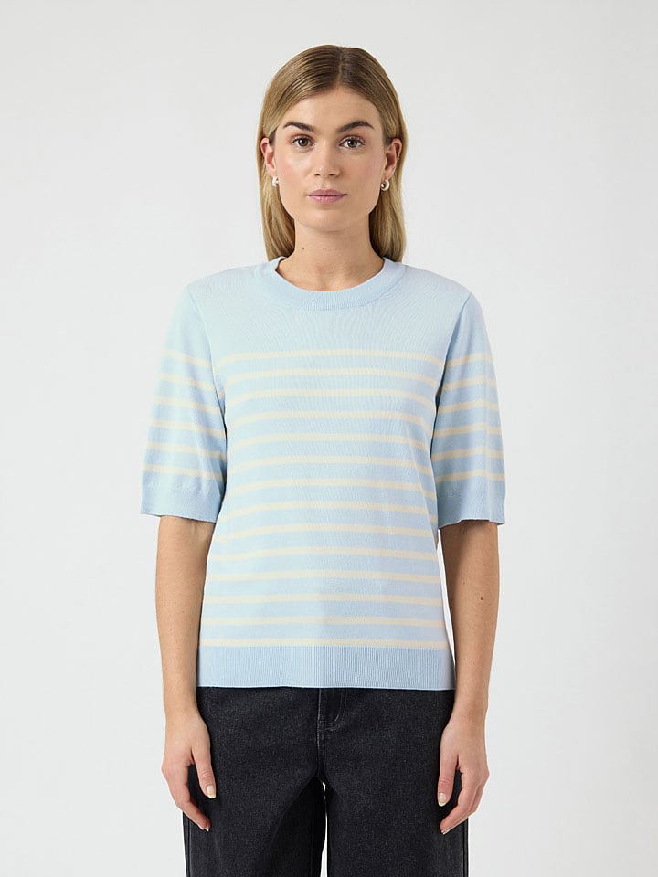 Pullover in Hellblau/ Weiß
