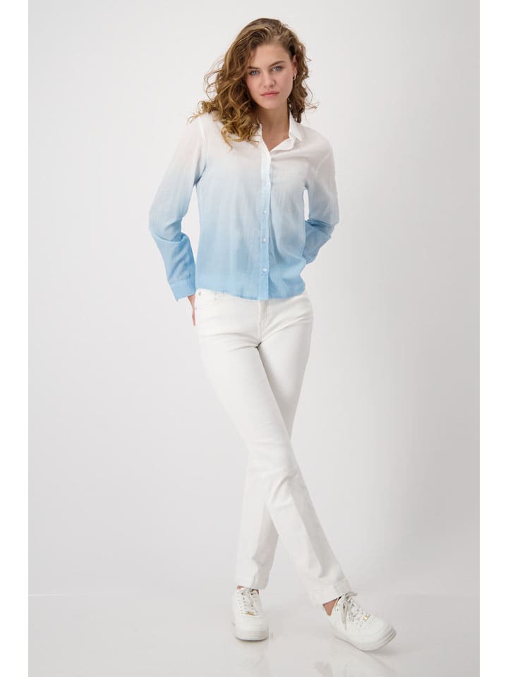 Bluse in Hellblau/ Weiß