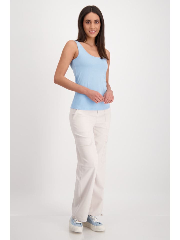 Top in Hellblau