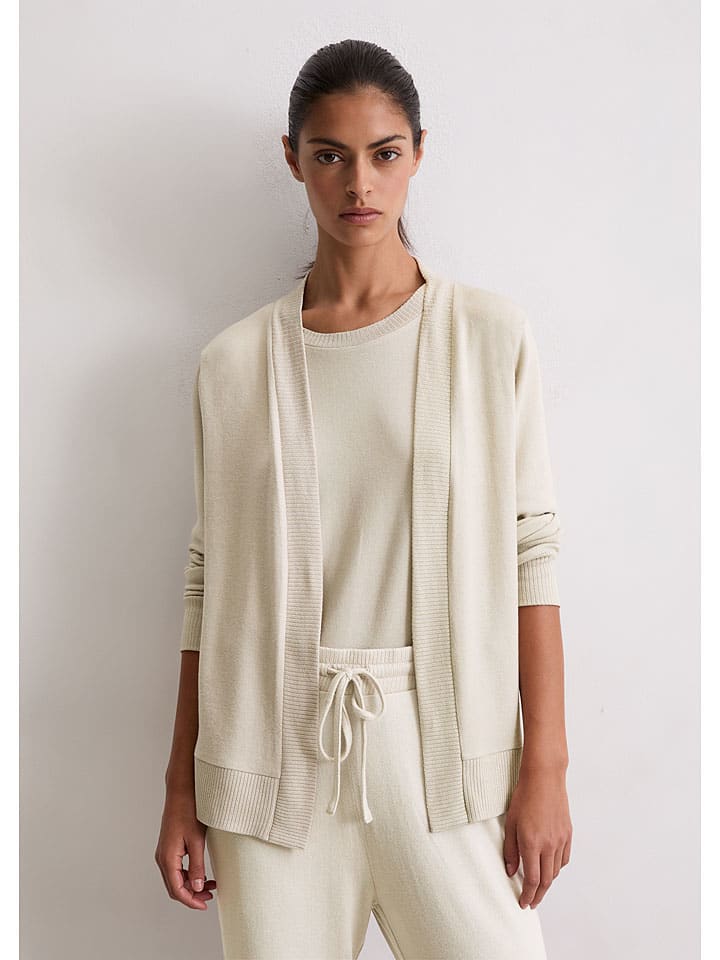 Cardigan in Beige