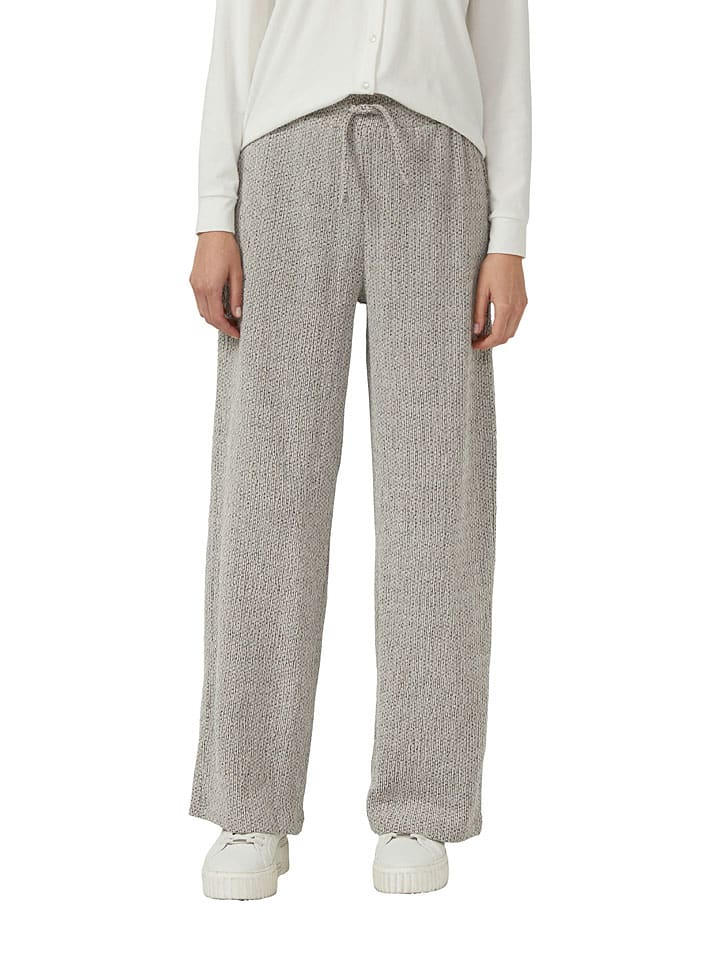 Hose in Grau