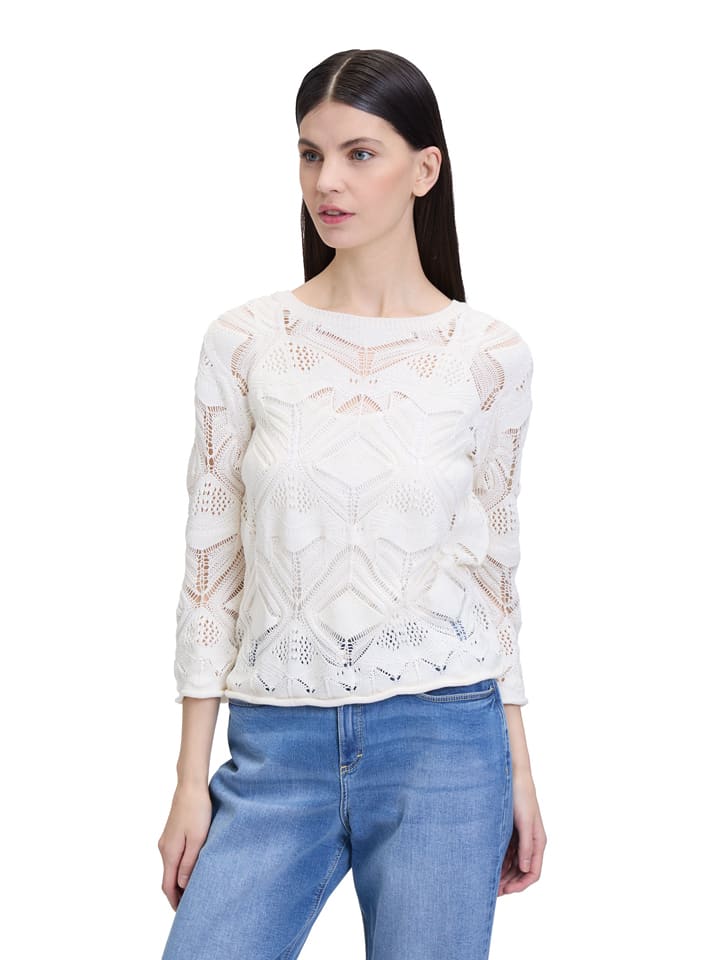 Sweter w kolorze kremowym
