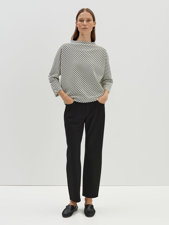 Sweatshirt "Ulola" in Weiß/ Schwarz