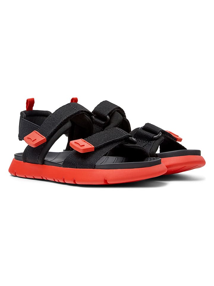 Sandalen "Oruga" zwart
