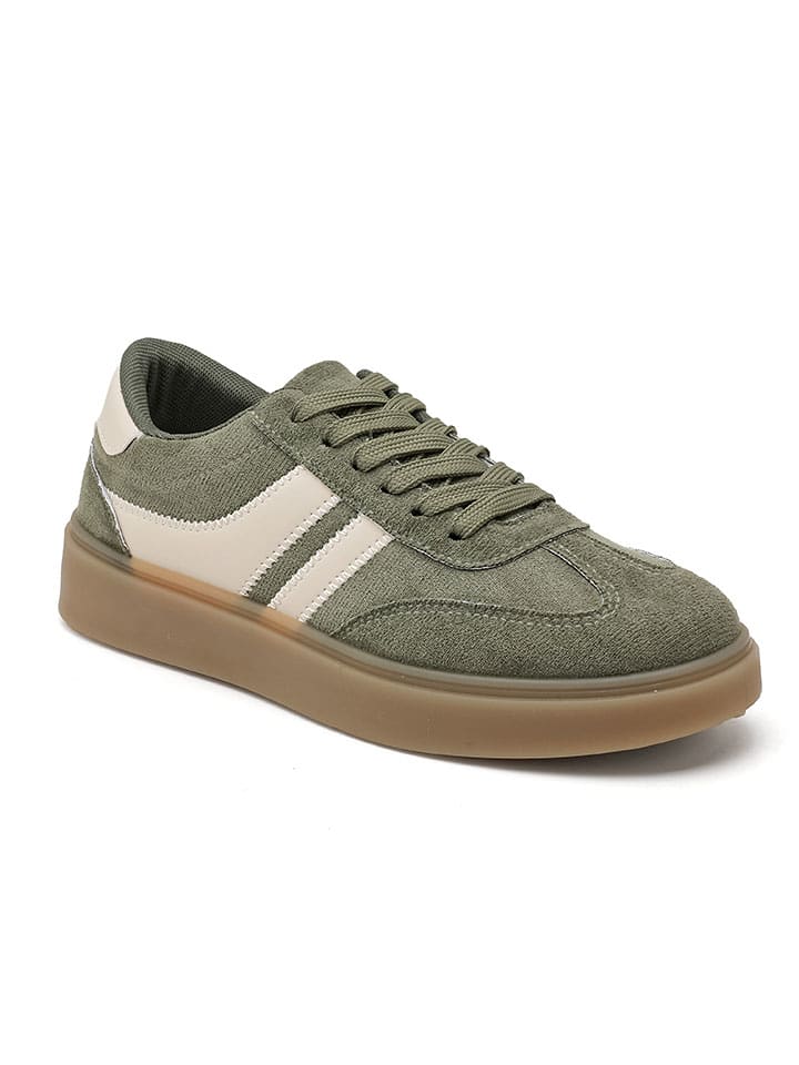 Sneakers in Grün