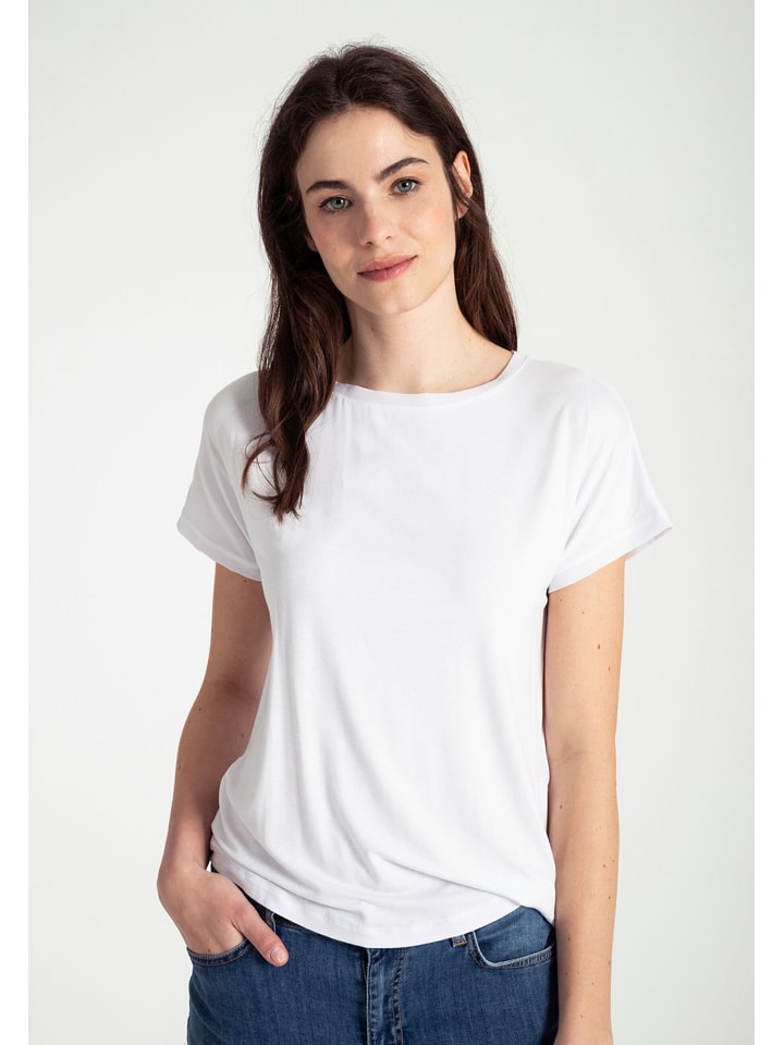 Shirt wit