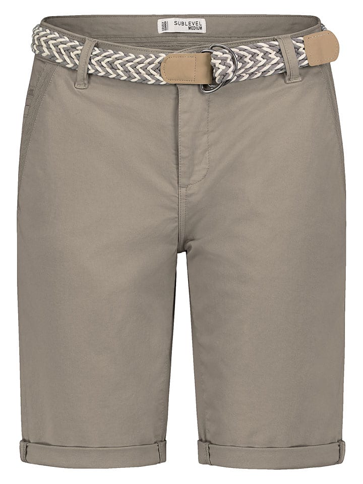 Shorts in Taupe