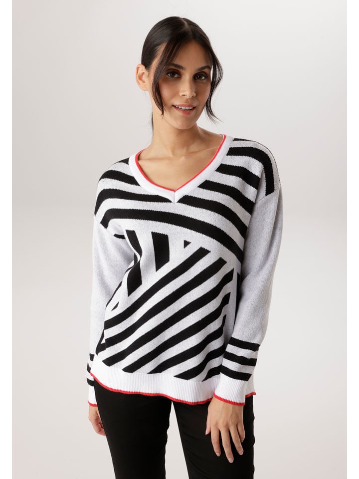 Pullover in Weiß/ Schwarz