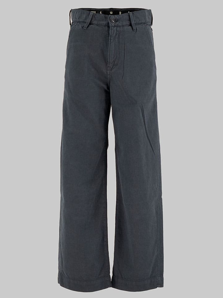 Chino in Grau