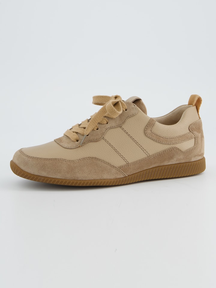 Skórzane sneakersy w kolorze beżowym