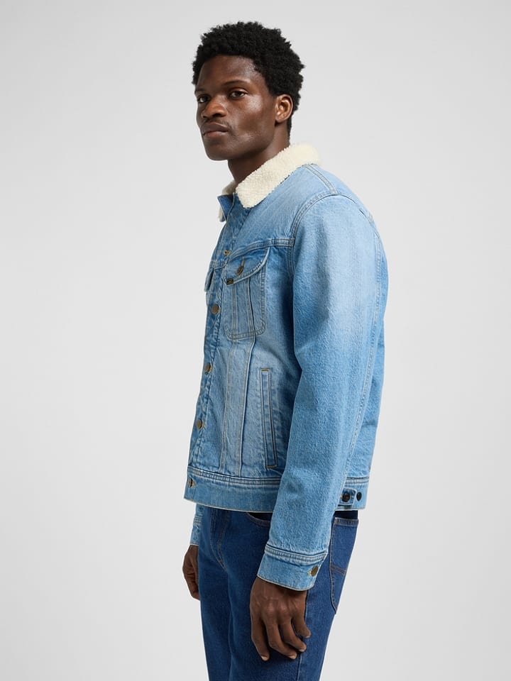 Jeansjacke in Hellblau
