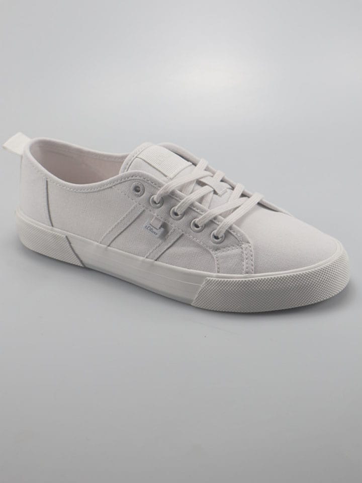 Sneakers in Weiß