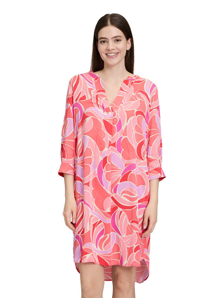 Kleid in Koralle/ Rosa