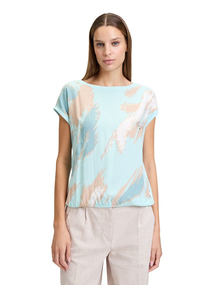 Shirt in Hellblau