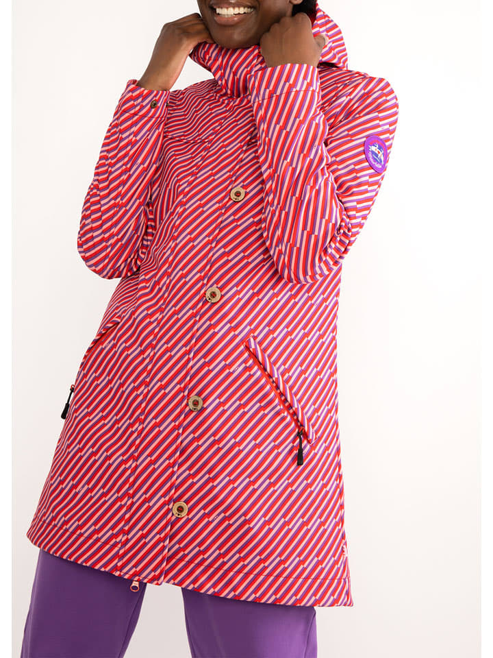 Regenjacke in Rot