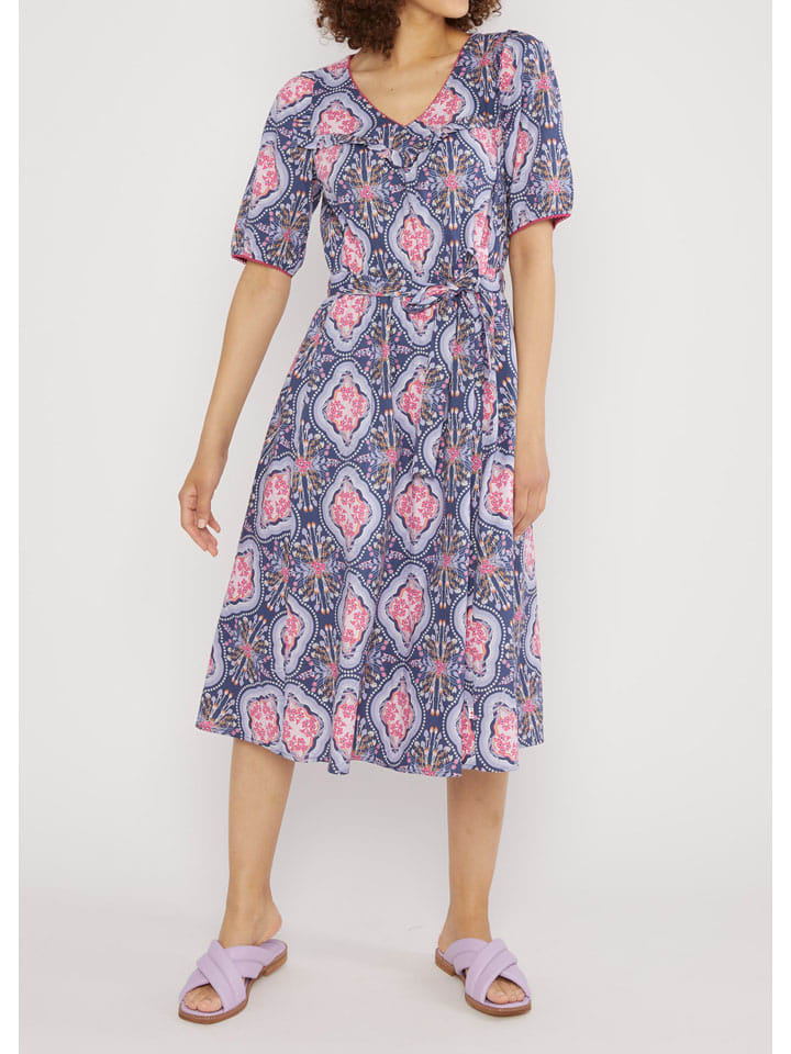 Kleid in Blau