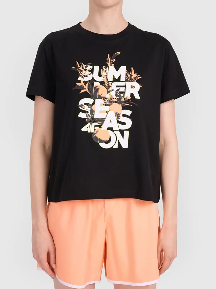 Koszulka w kolorze czarnym
